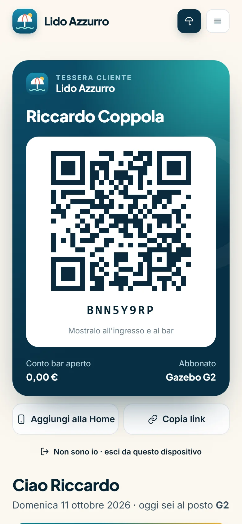 La tessera cliente con il codice QR, sul telefono del bagnante